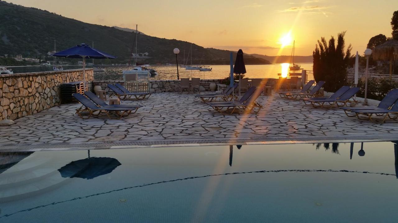 Serenity House Kassiopi Buitenkant foto